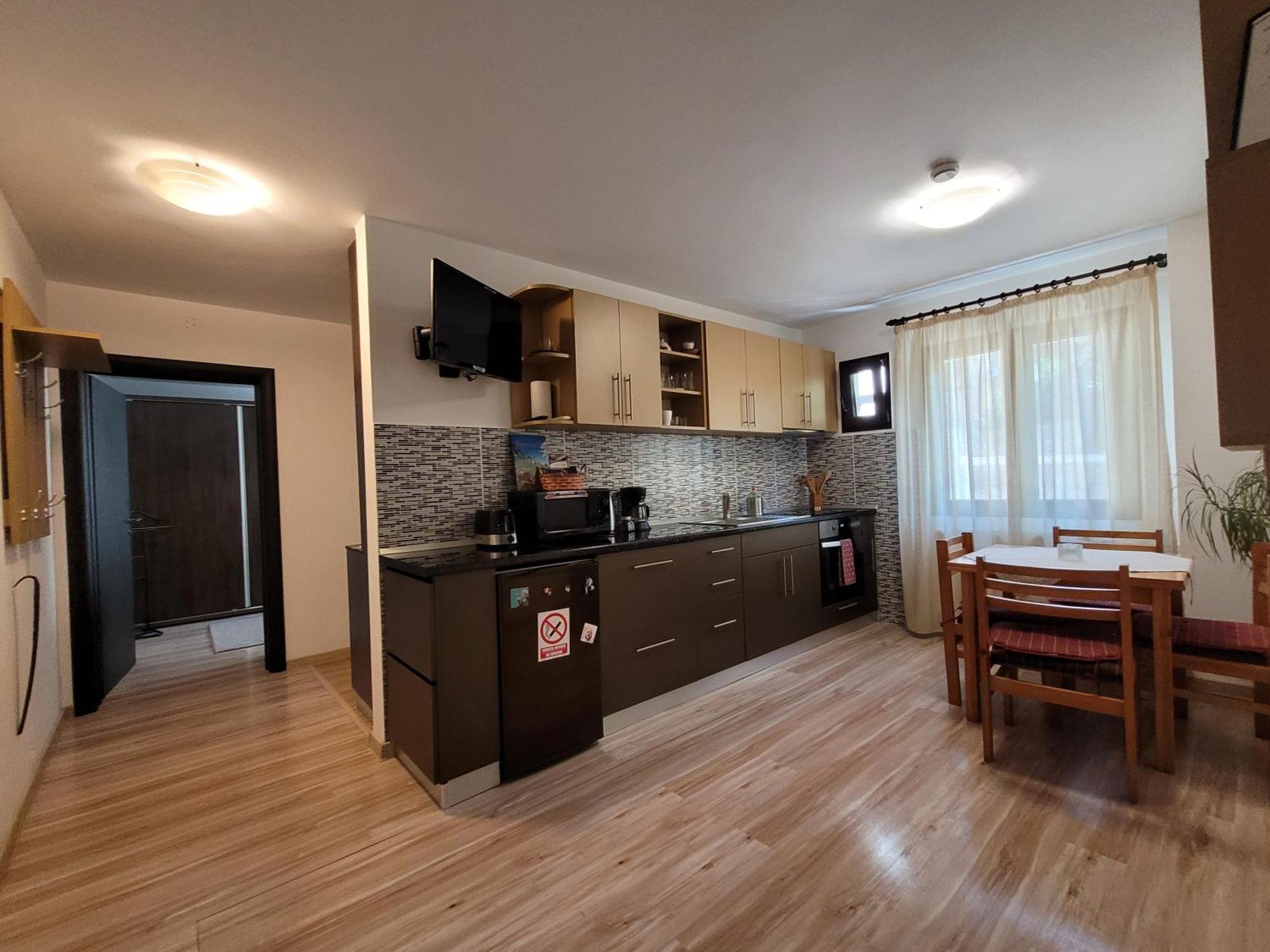 Central Place Apartment Тімішоара Екстер'єр фото