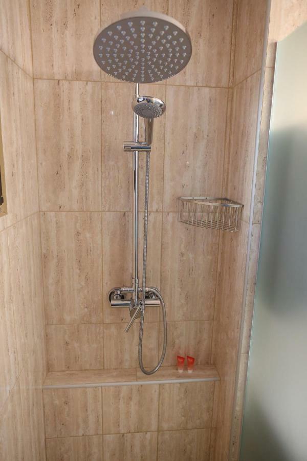 Central Place Apartment Тімішоара Екстер'єр фото